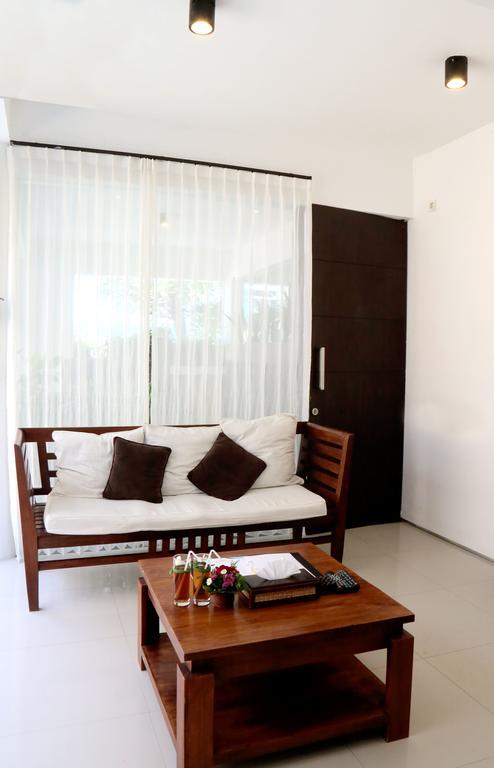 Grace And Milena Guesthouse กูตา ภายนอก รูปภาพ