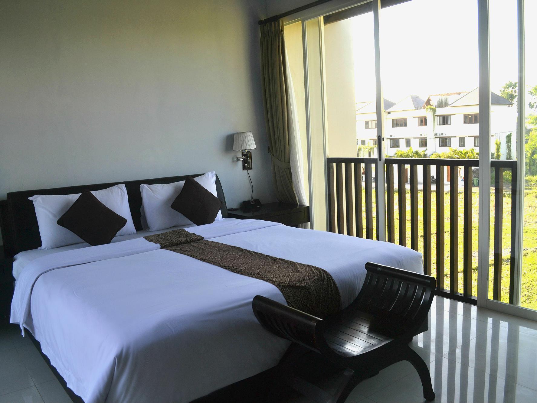 Grace And Milena Guesthouse กูตา ภายนอก รูปภาพ