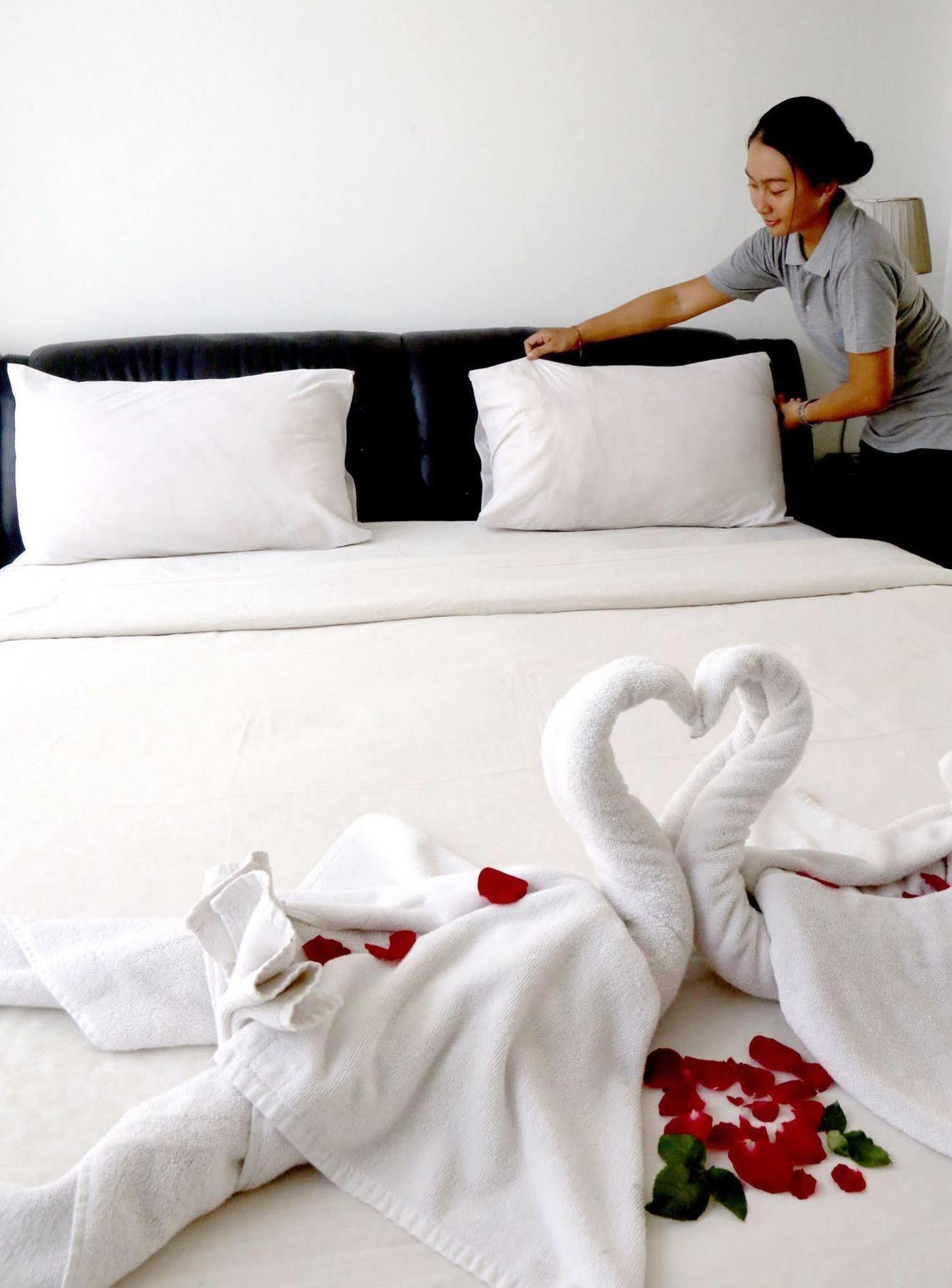 Grace And Milena Guesthouse กูตา ภายนอก รูปภาพ